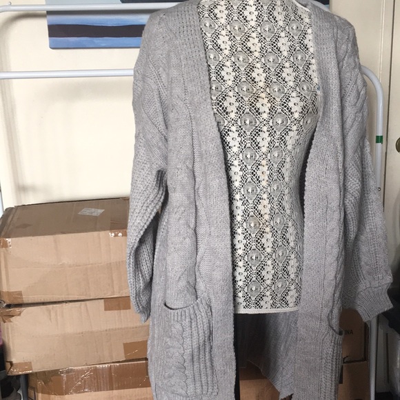 Gray Women's Knitted Woven Pocket Cardigan - Picture 4 of 4